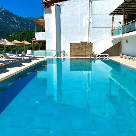 Serena Luxury Sea View Appartement *