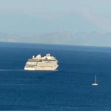 Serena Luxury Sea View